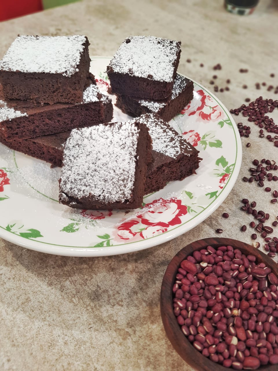BROWNIE DE POROTOS ADUKI